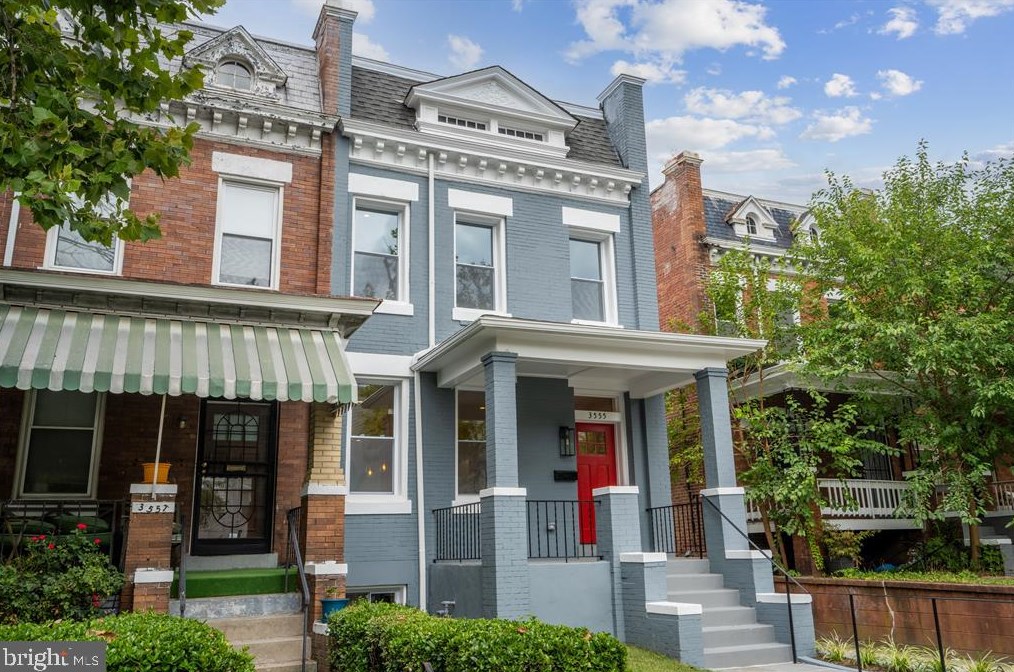 3555 Holmead Pl, Washington, DC 20010-1309