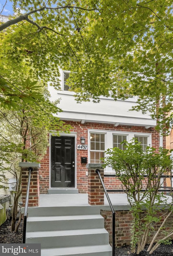 4437 Harrison St Nw, Washington, DC 20015