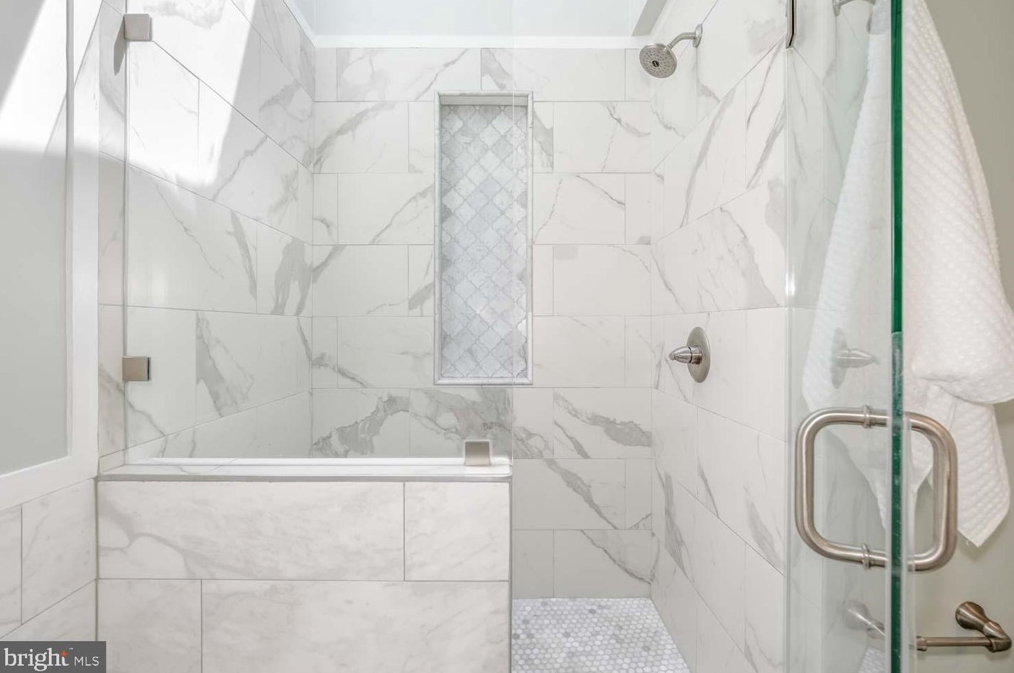 1727 F St, Washington DC  20002-4613 exterior