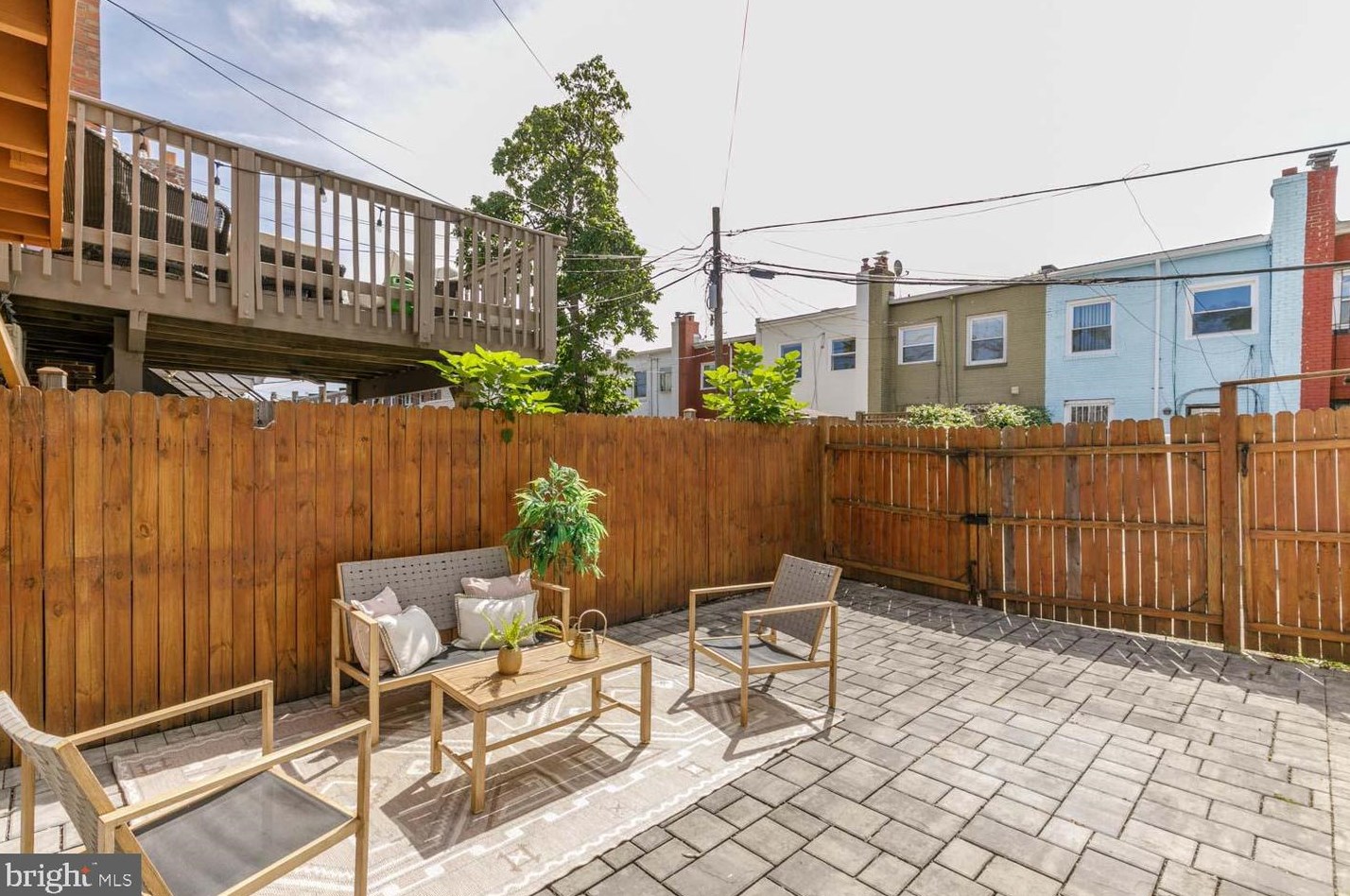 1727 F St, Washington DC  20002-4613 exterior