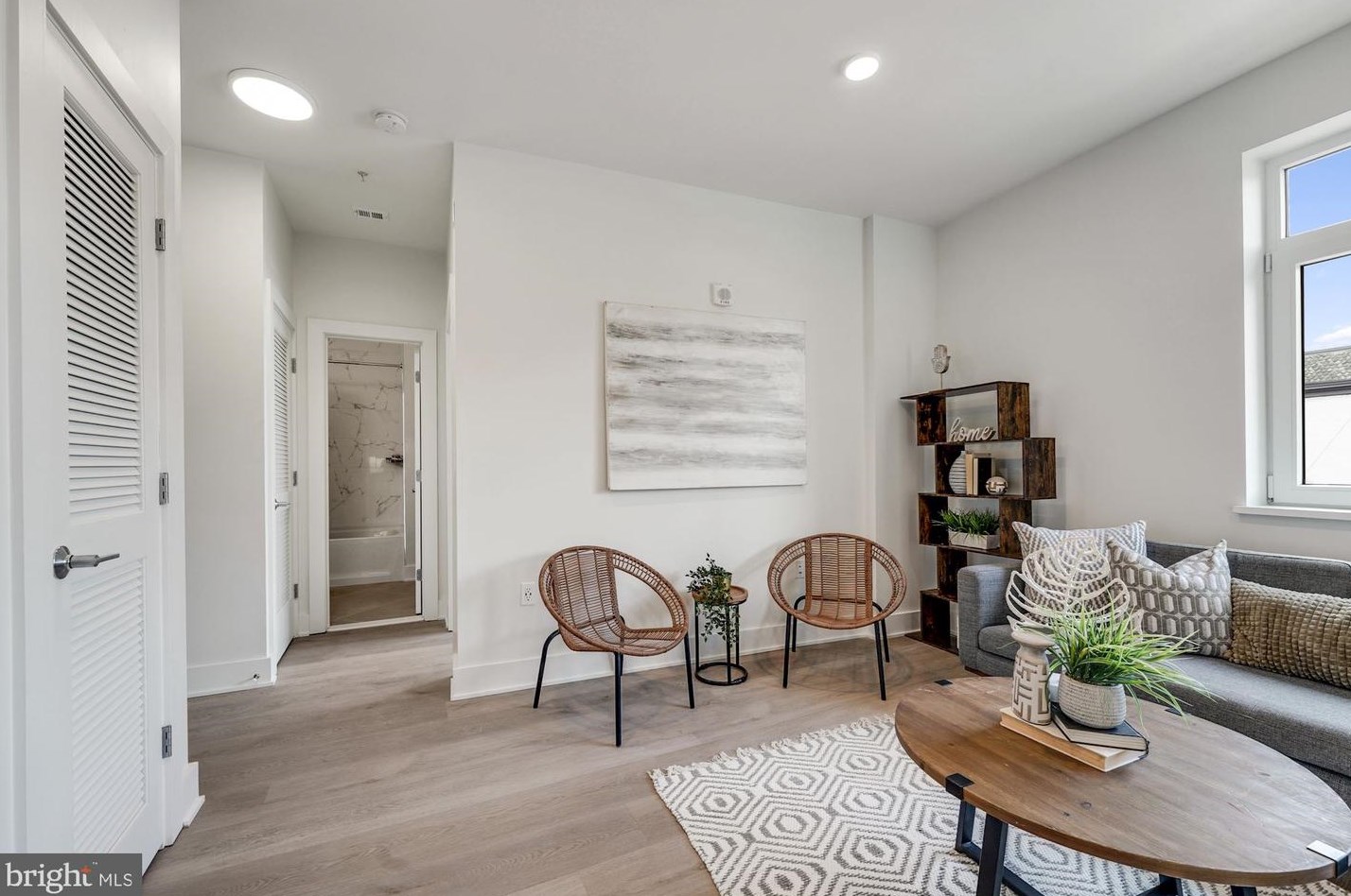 3831 Georgia Ave Nw #302, Washington, DC 20011