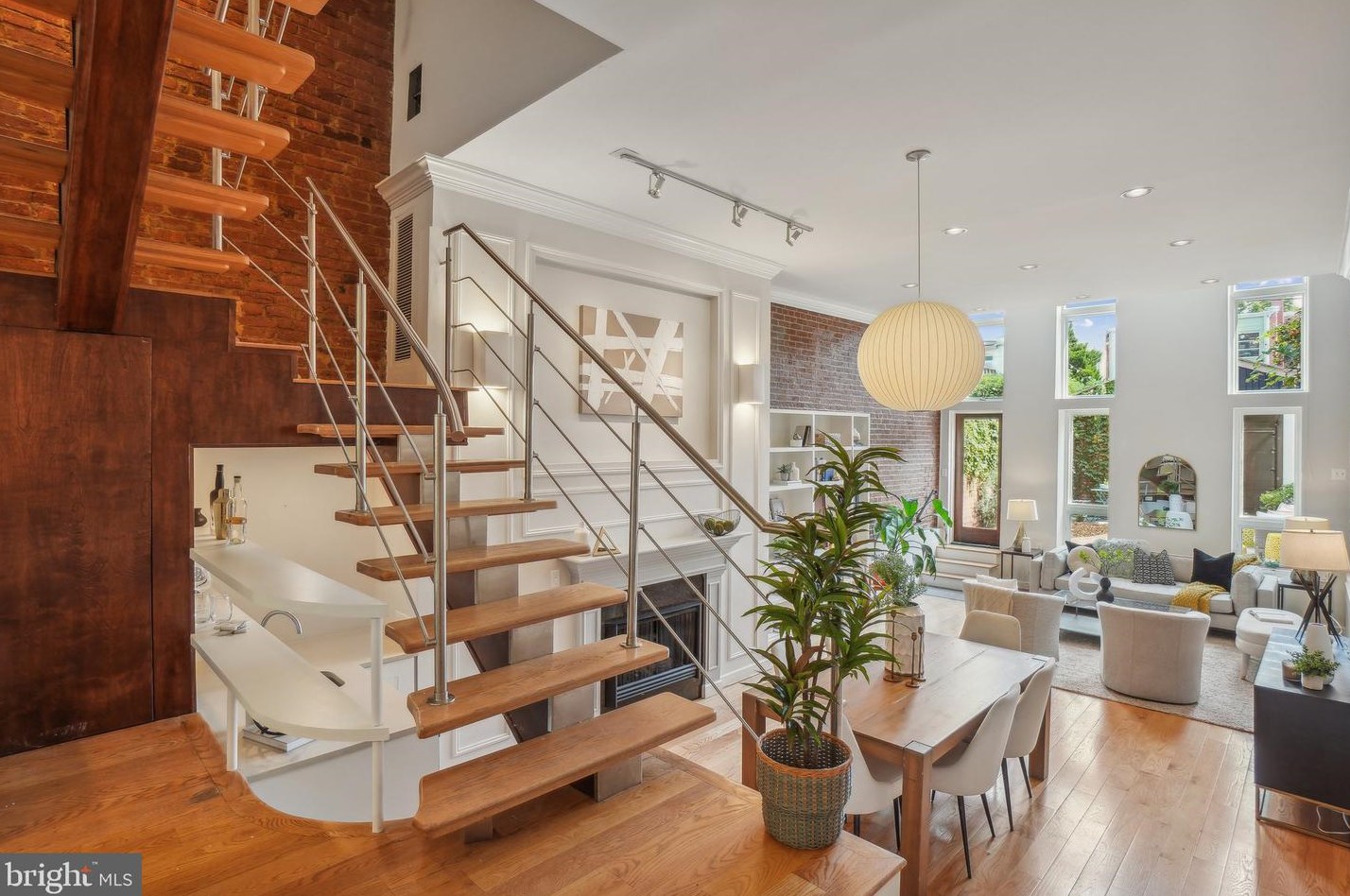 637 4th St Ne, Washington, DC 20002