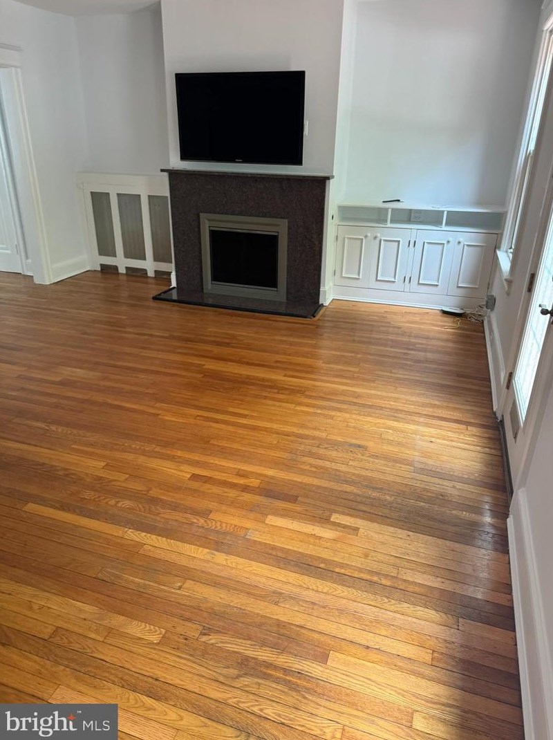 3202 38th St, Washington DC  20016-3729 exterior