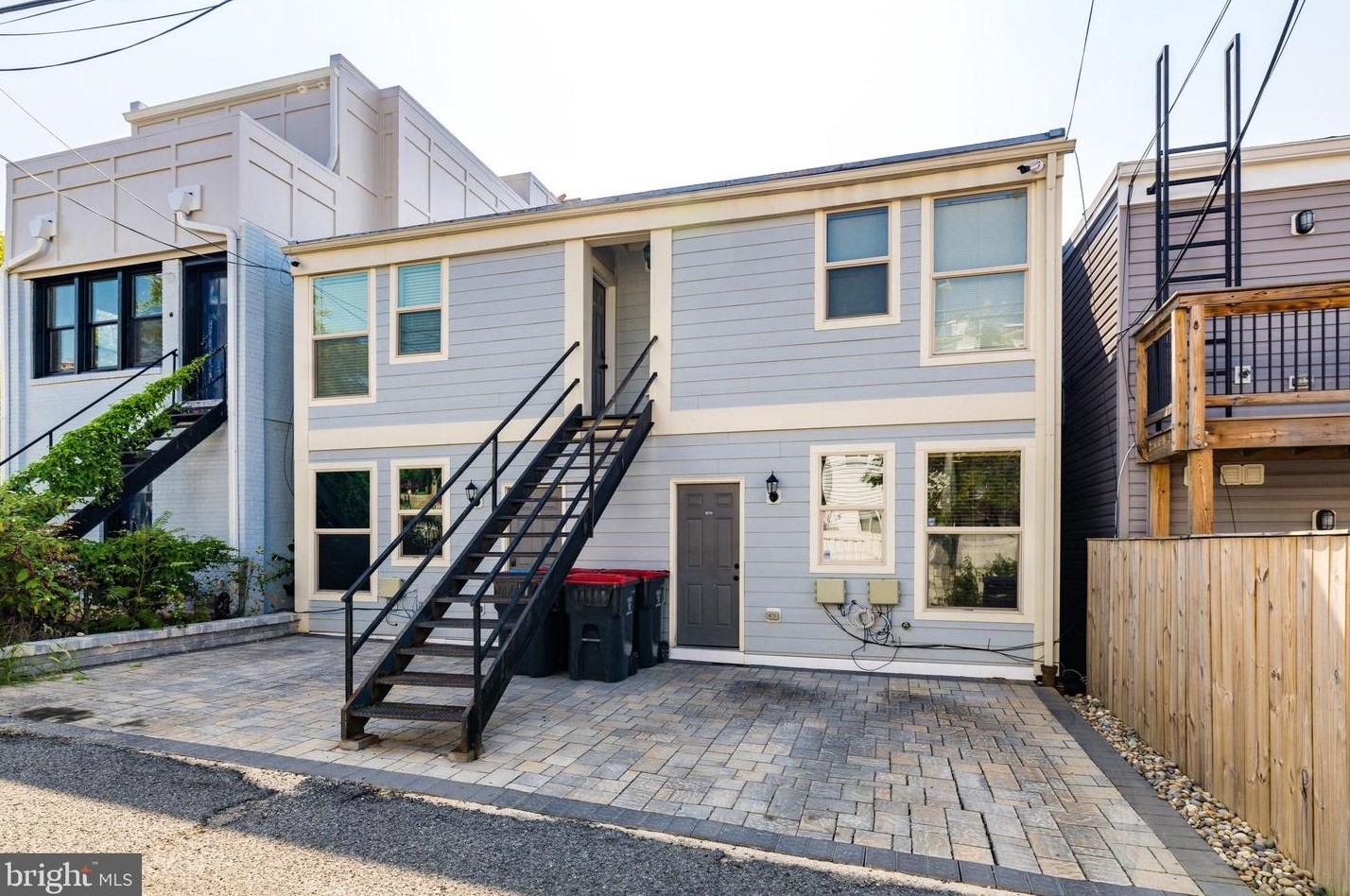 1330 Orren St, Washington DC  20002-3932 exterior