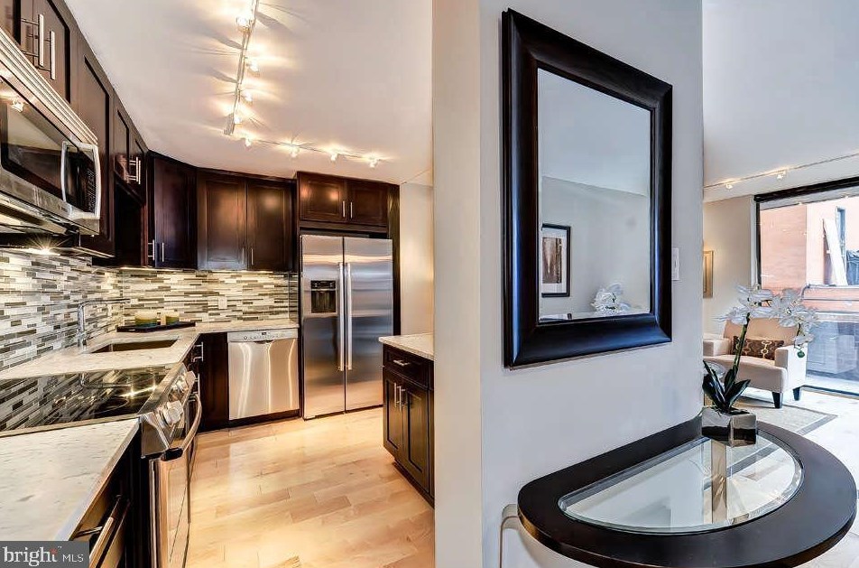 2141 P St Nw #205, Washington, DC 20037