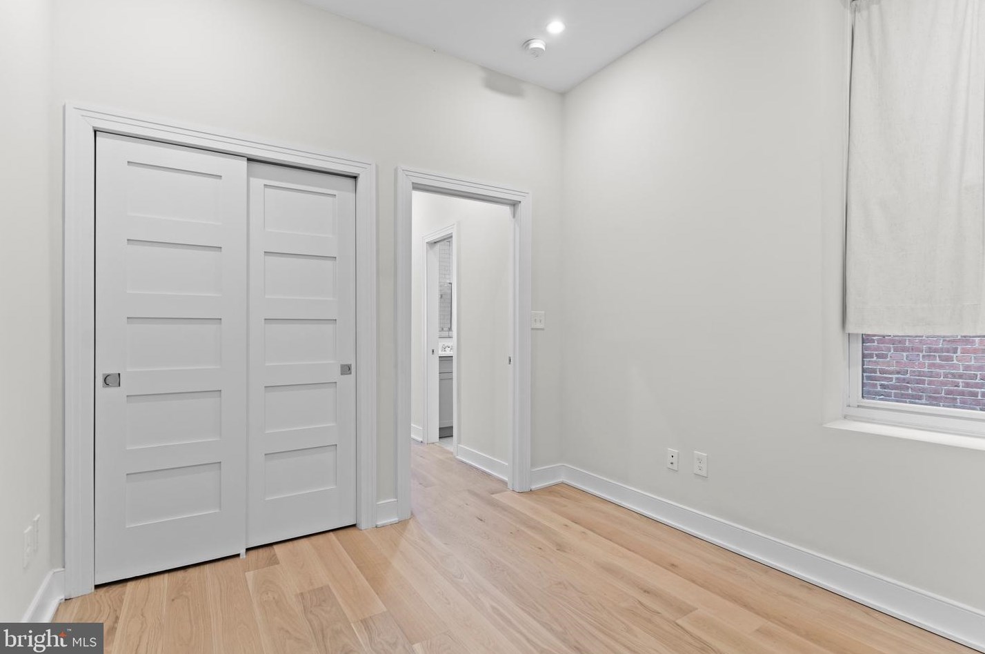 3016 Dumbarton St, Washington DC  20007-3360 exterior