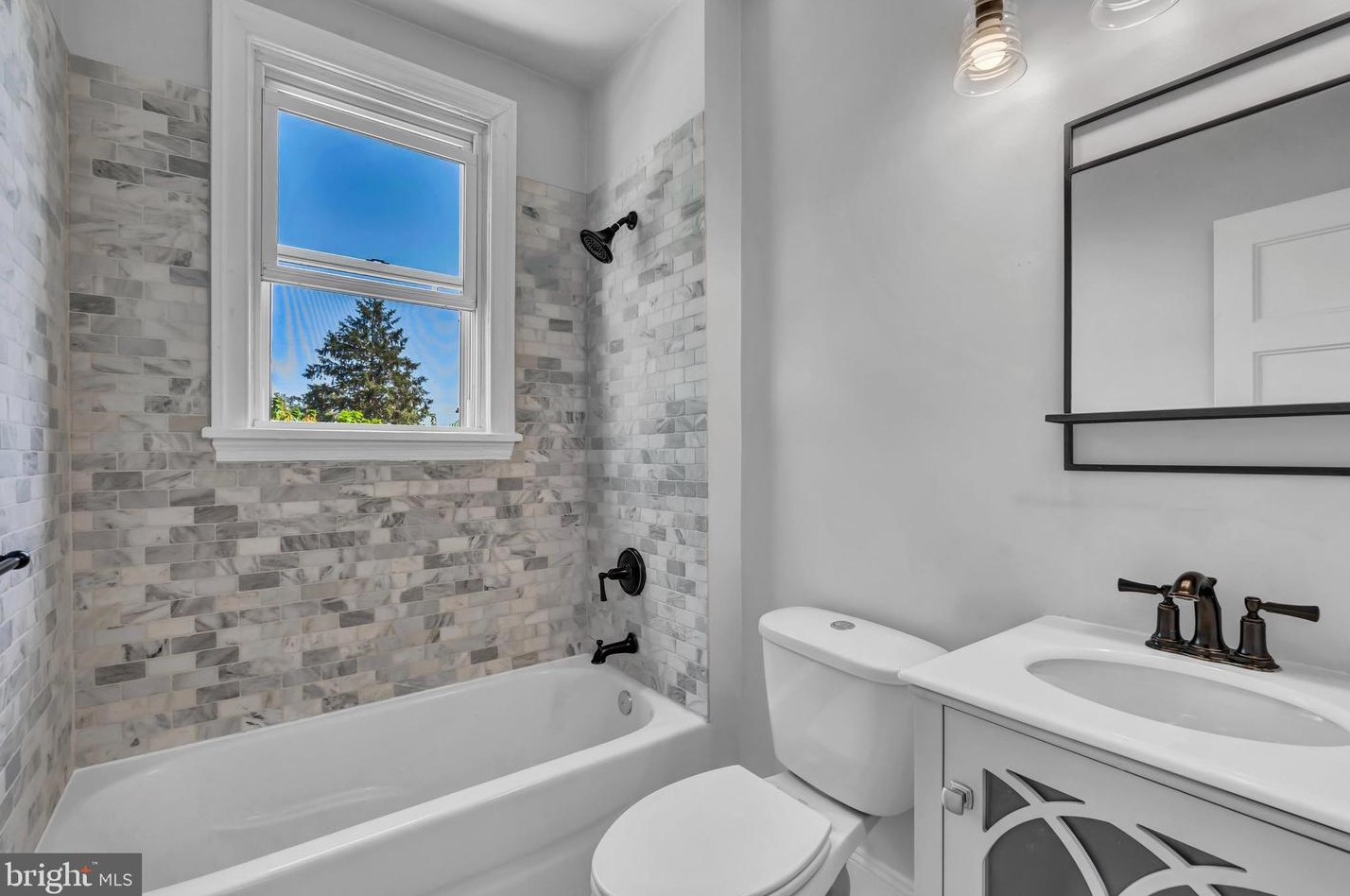 519 Tuckerman St, Washington DC  20011-1248 exterior