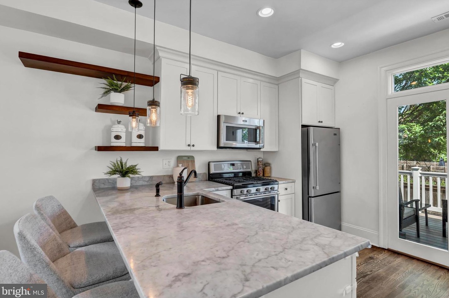 519 Tuckerman St, Washington DC  20011-1248 exterior