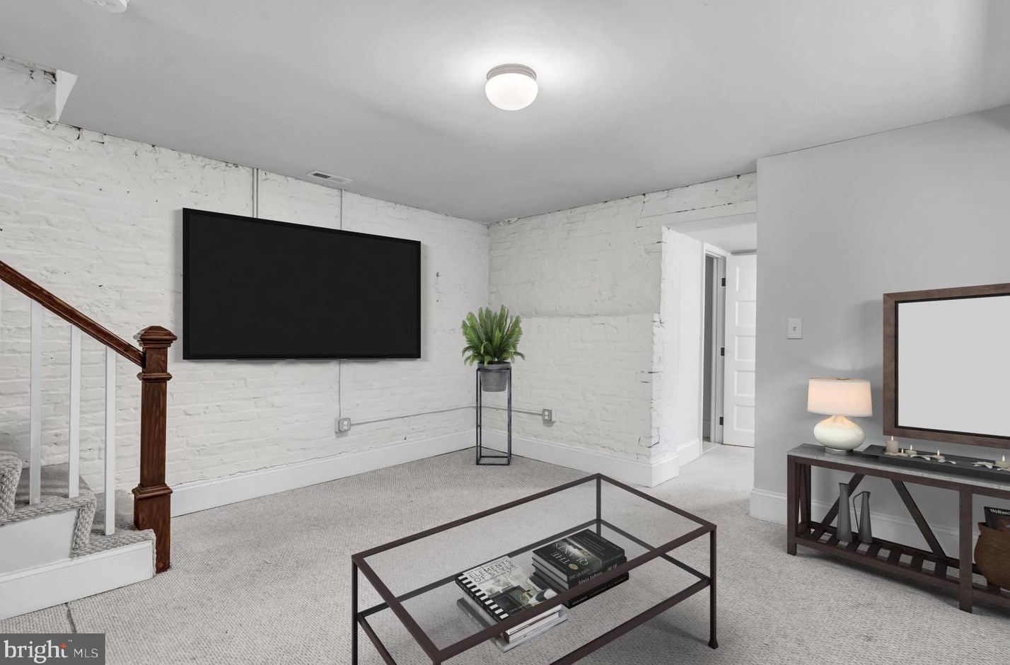 519 Tuckerman St, Washington DC  20011-1248 exterior