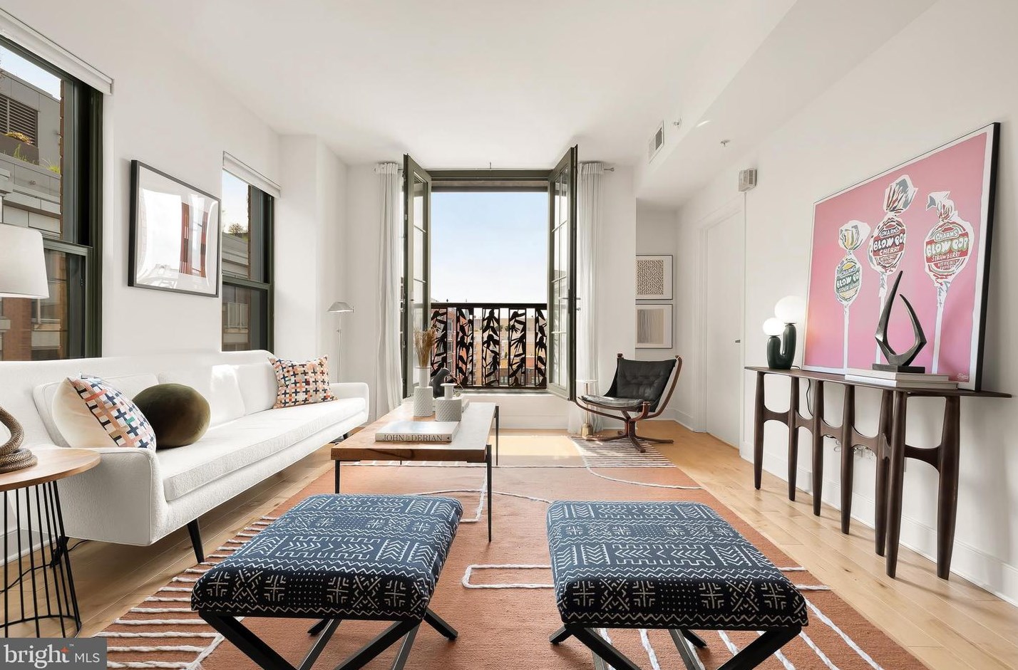 910 M St Nw #1004, Washington, DC 20001