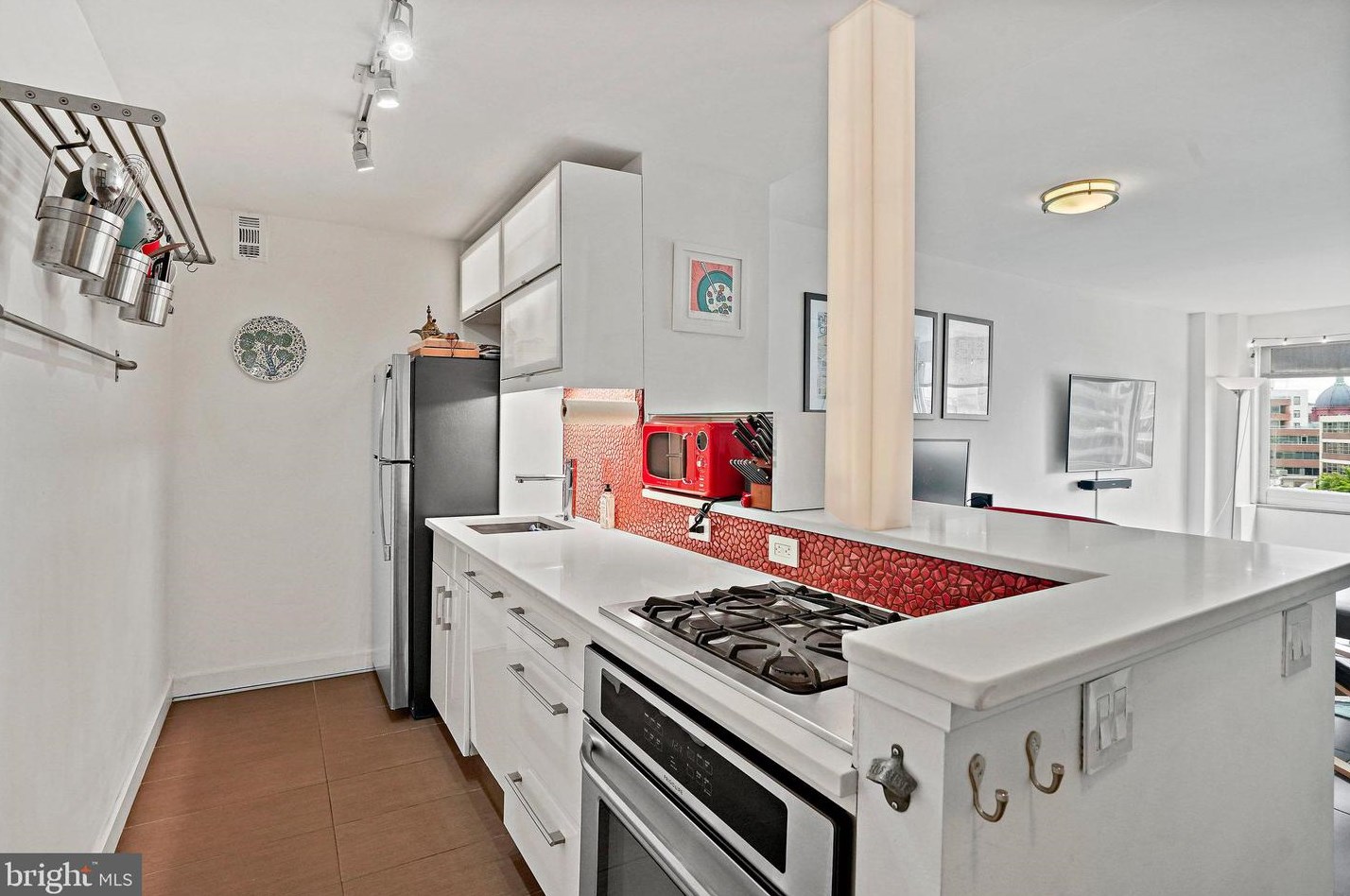 1330 New Hampshire Ave Nw #806, Washington, DC 20036