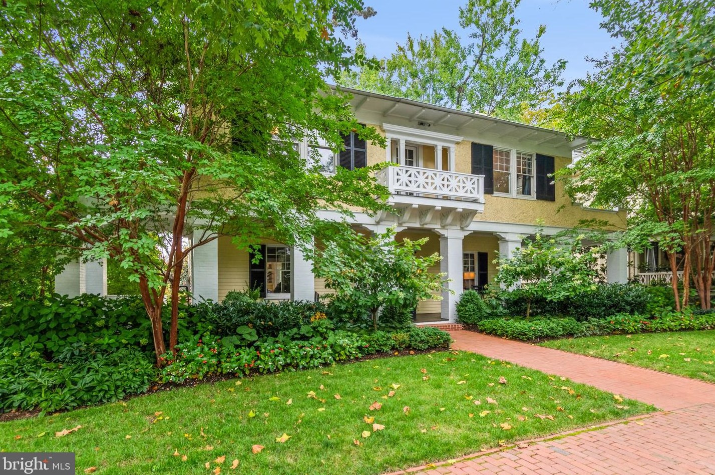 3432 Newark St Nw, Washington, DC 20016
