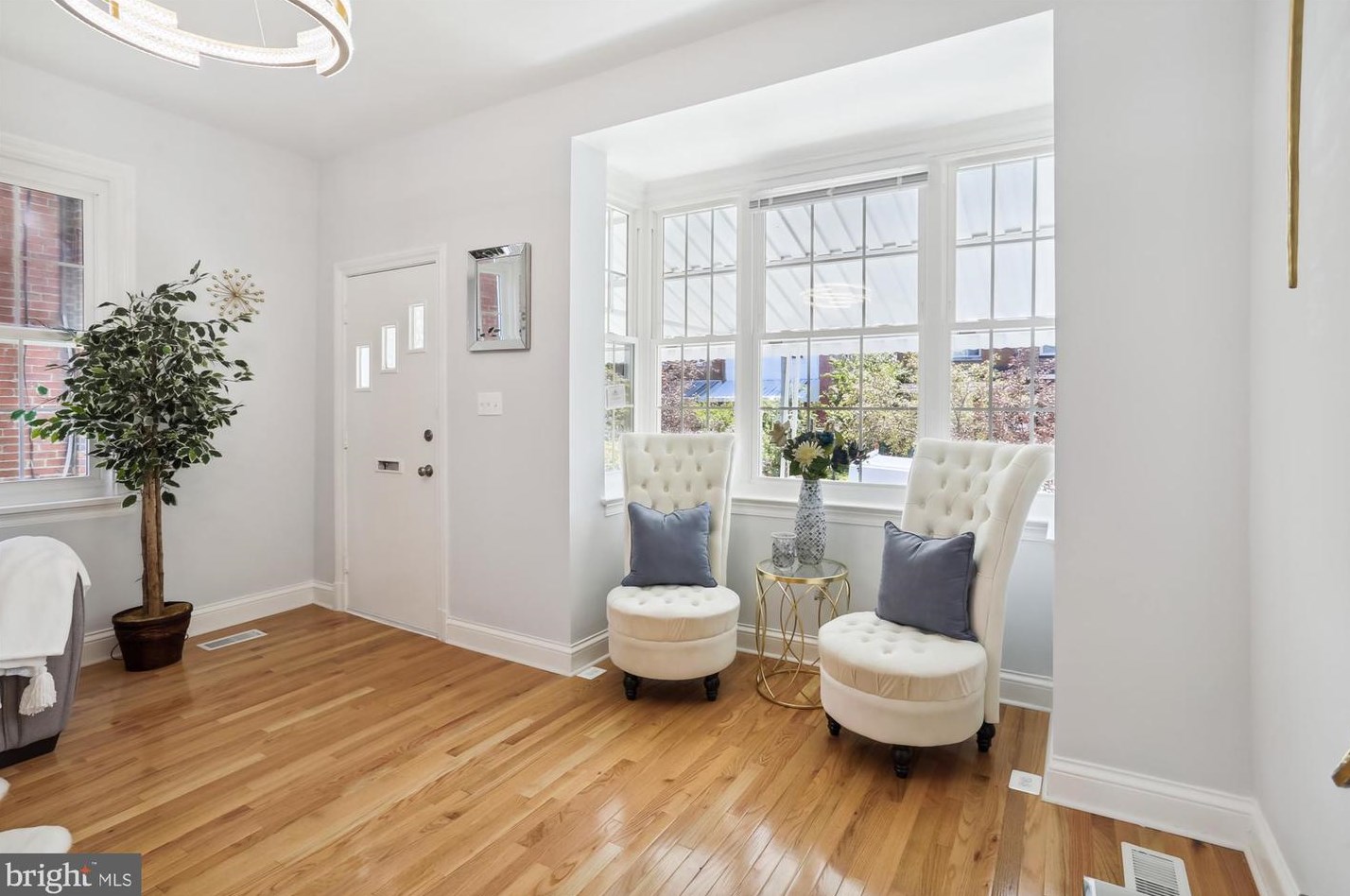 605 Tuckerman St, Washington DC  20011-1250 exterior