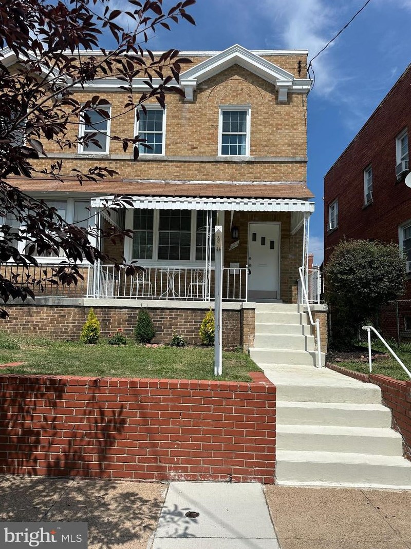 605 Tuckerman St, Washington DC  20011-1250 exterior