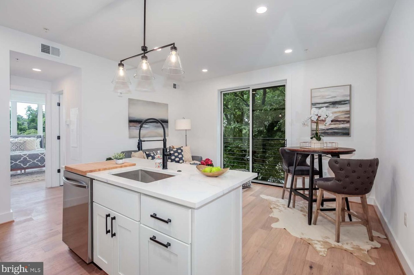 2601 30th St, Washington, DC 20020-3103