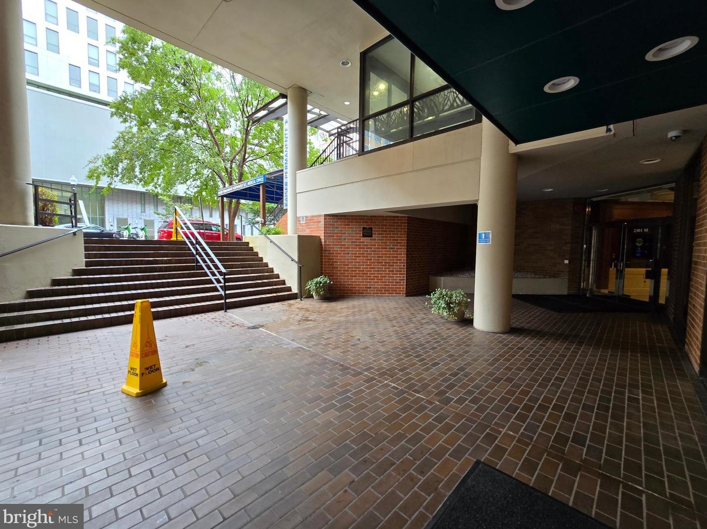 1200 23rd St, Washington DC 20037-1120 exterior