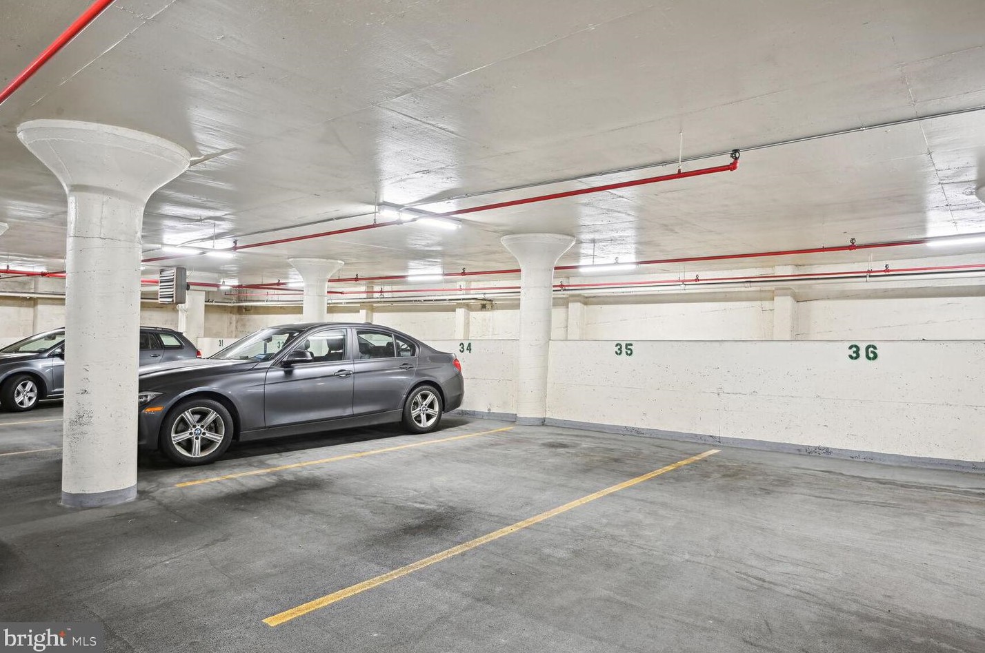 4100 Cathedral Ave, Washington DC  20016-3513 exterior