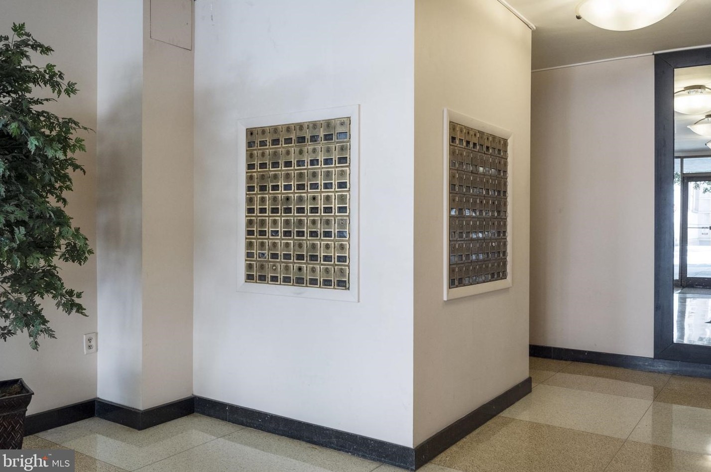 522 21st St, Washington DC  20002-4720 exterior