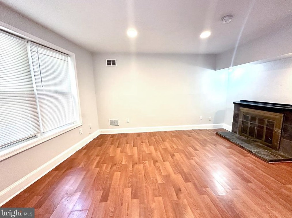 1507 Gales St, Washington DC  20002-4521 exterior