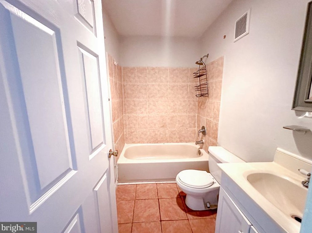 1507 Gales St, Washington DC  20002-4521 exterior