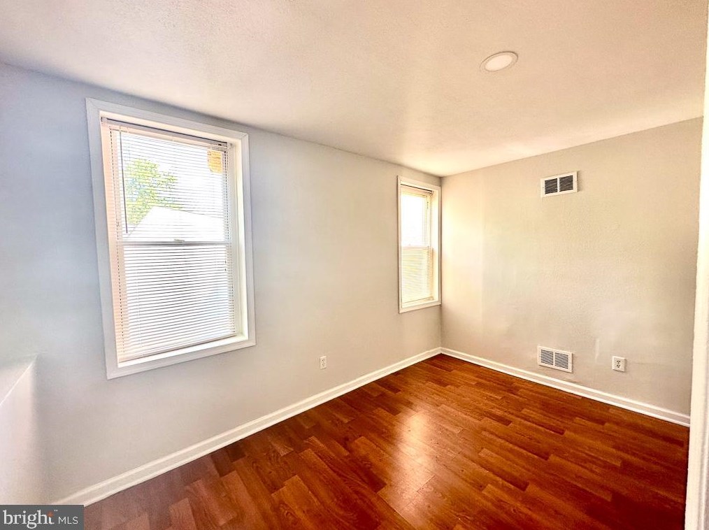 1507 Gales St, Washington DC  20002-4521 exterior