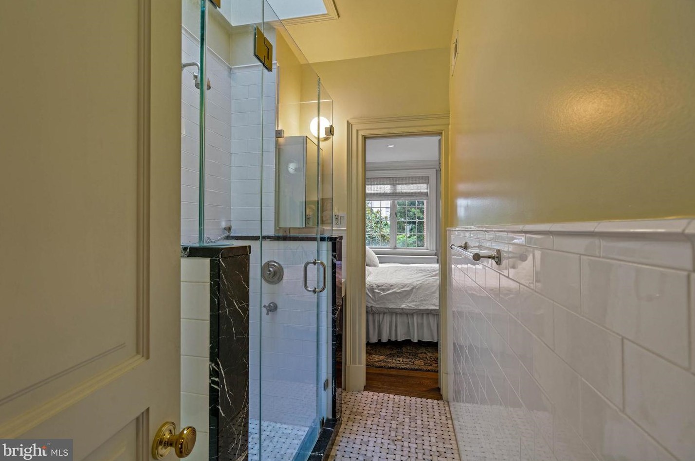 1818 24th St, Washington DC  20002-1904 exterior