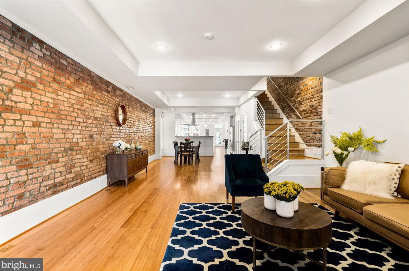 516 Shepherd St, Washington DC  20011-5913 exterior