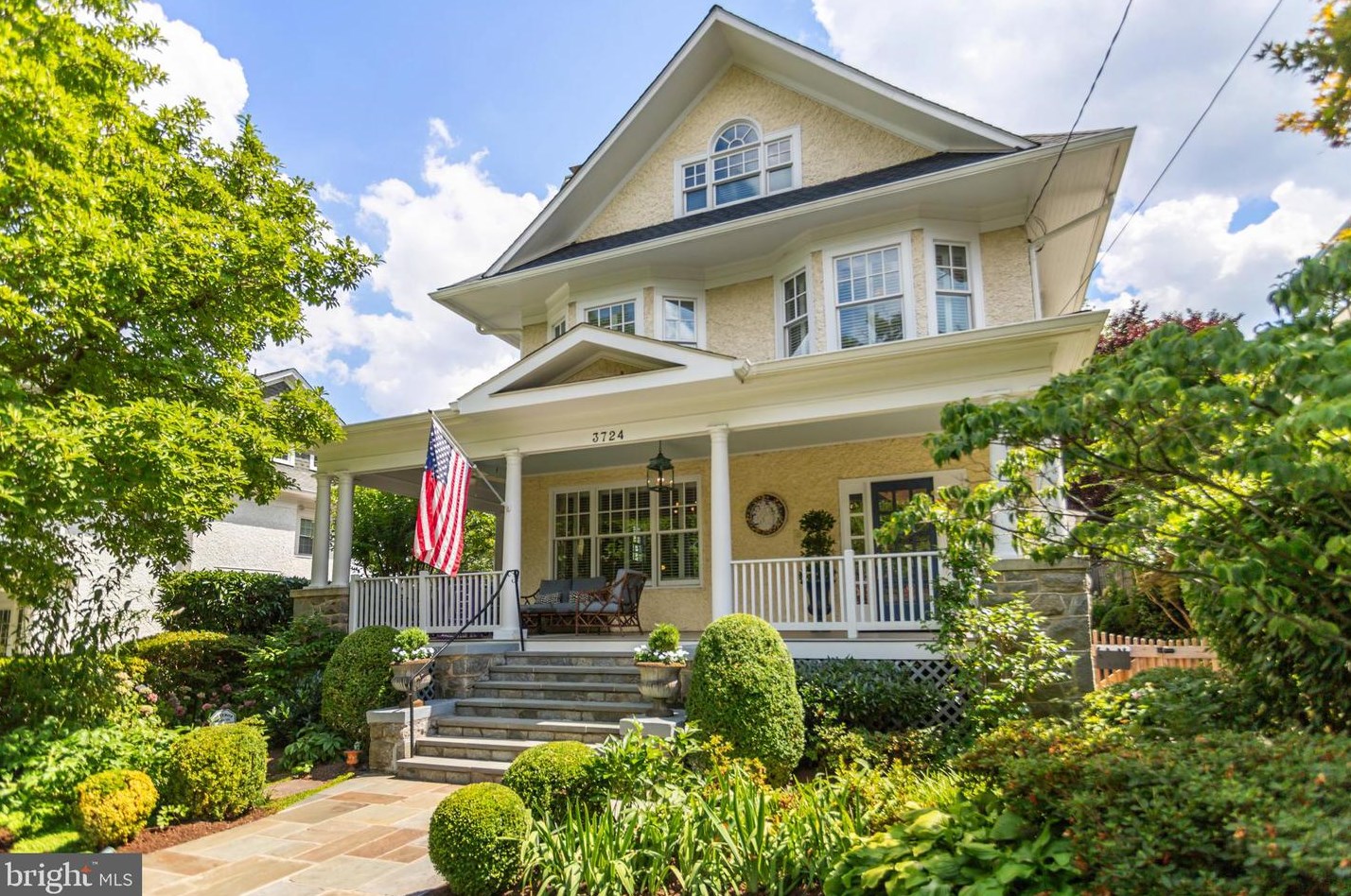 3724 Northampton St, Washington, DC 20015-2530