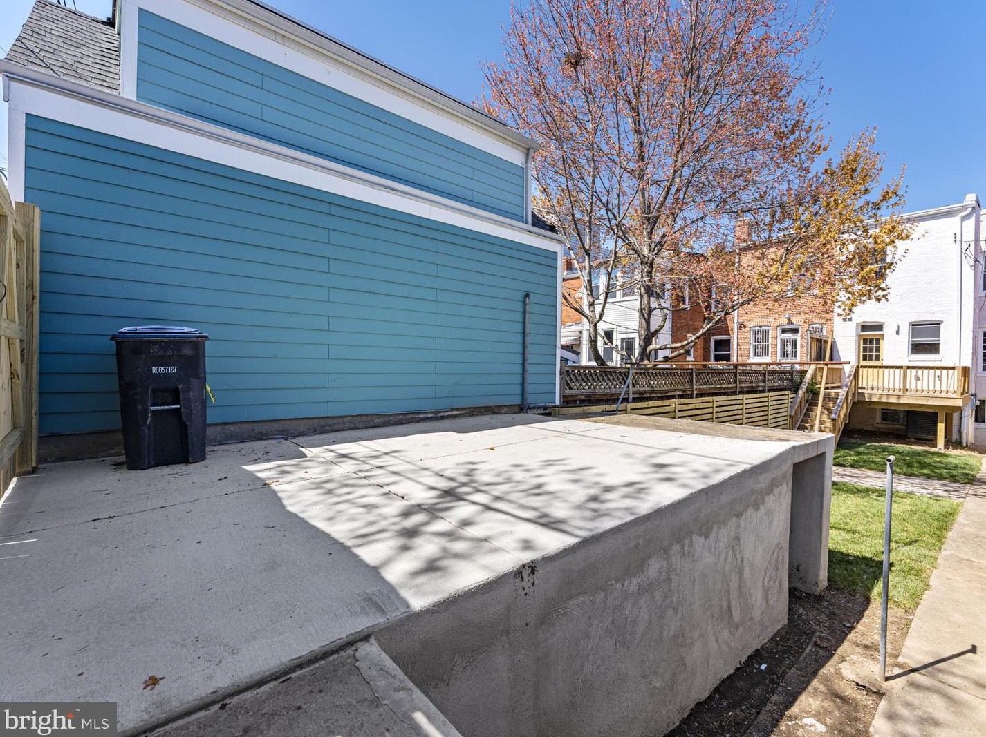 532 Shepherd St, Washington DC  20011-5913 exterior