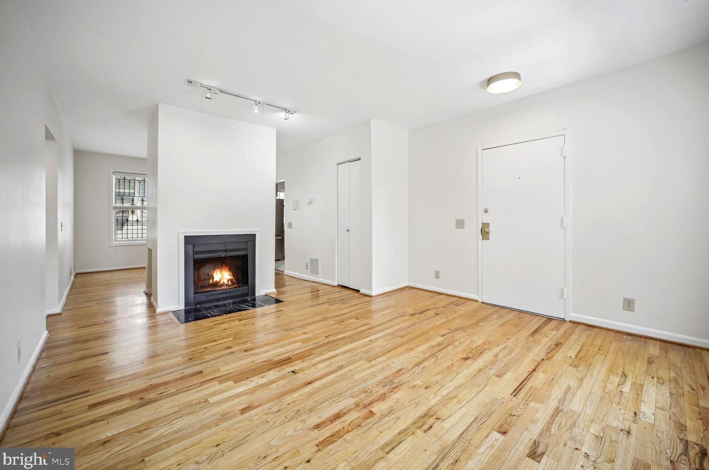 1513 Meridian Pl Nw #4, Washington, DC 20010