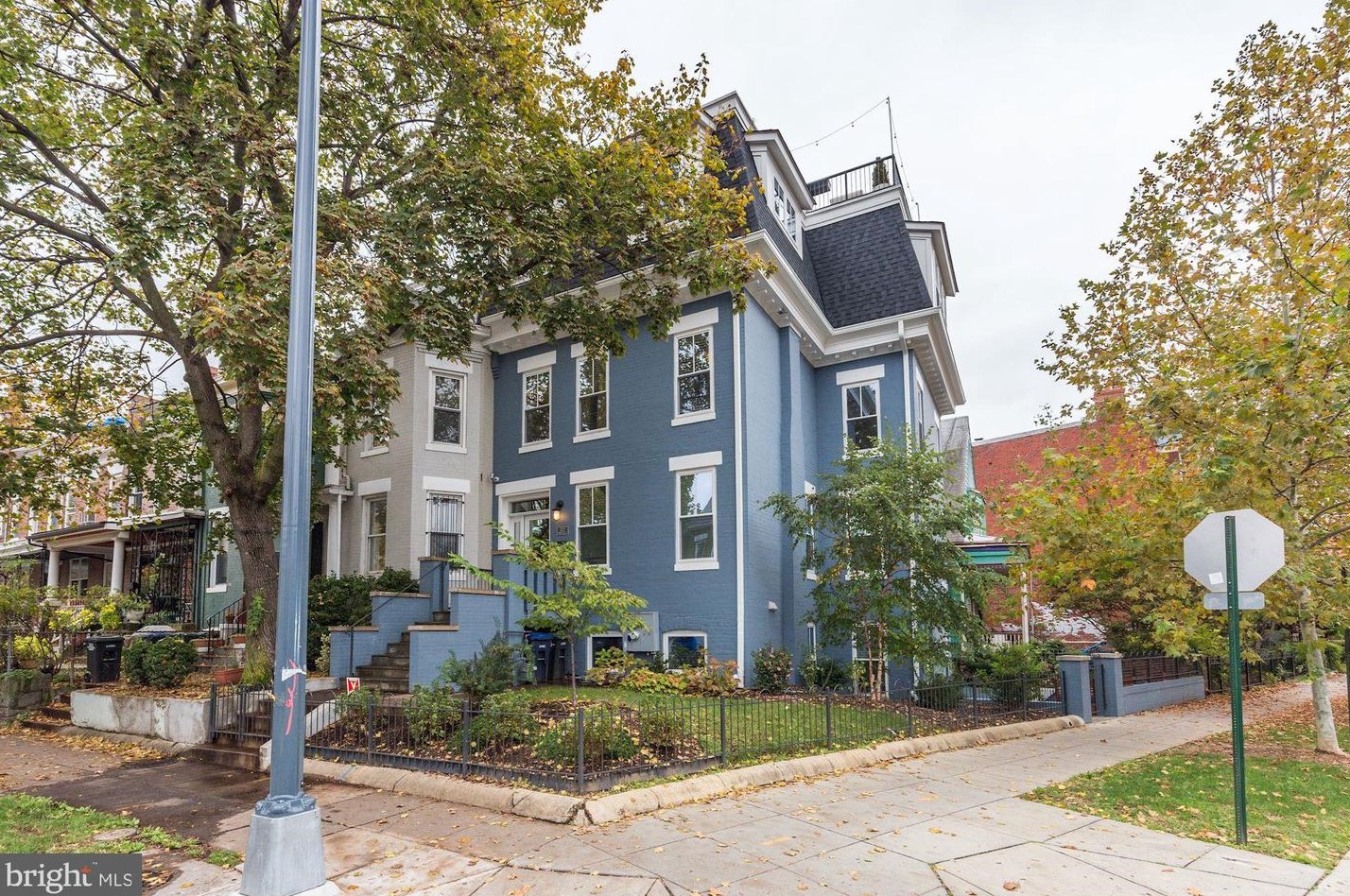 1322 Monroe St, Washington, DC 20017-2509