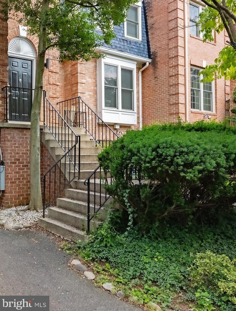 2317 37th St Nw, Washington, DC 20007