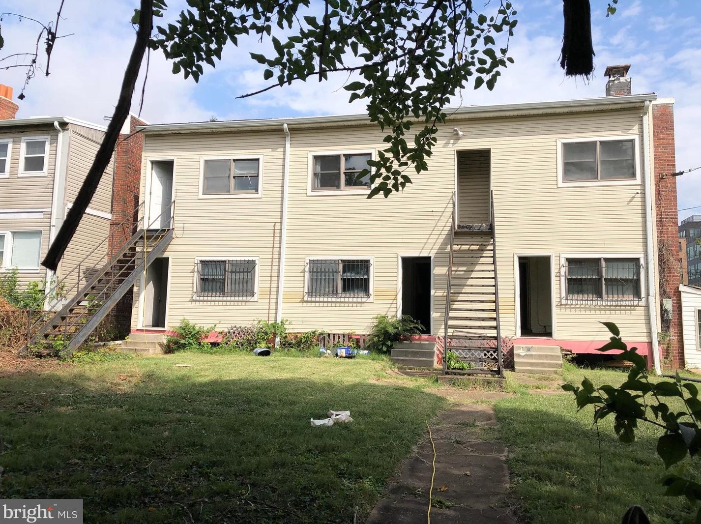 717 Irving St, Washington DC  20017-1602 exterior