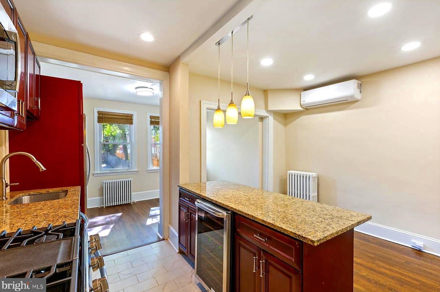 2015 Naylor Rd, Washington DC 20020-4515 exterior