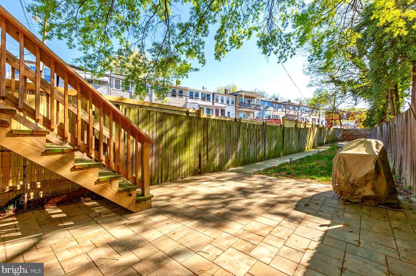 2015 Naylor Rd, Washington DC 20020-4515 exterior