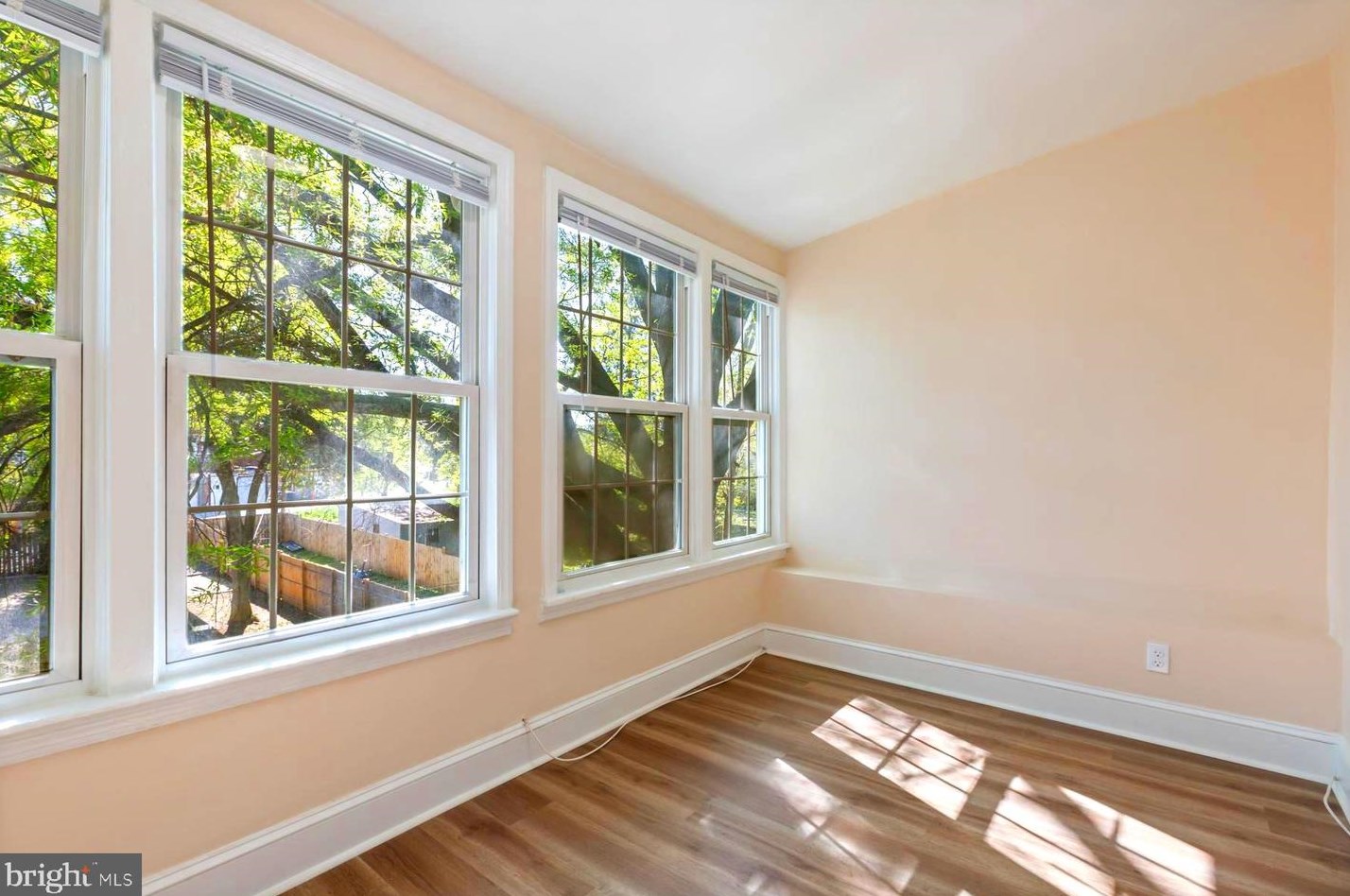 2015 Naylor Rd, Washington DC 20020-4515 exterior