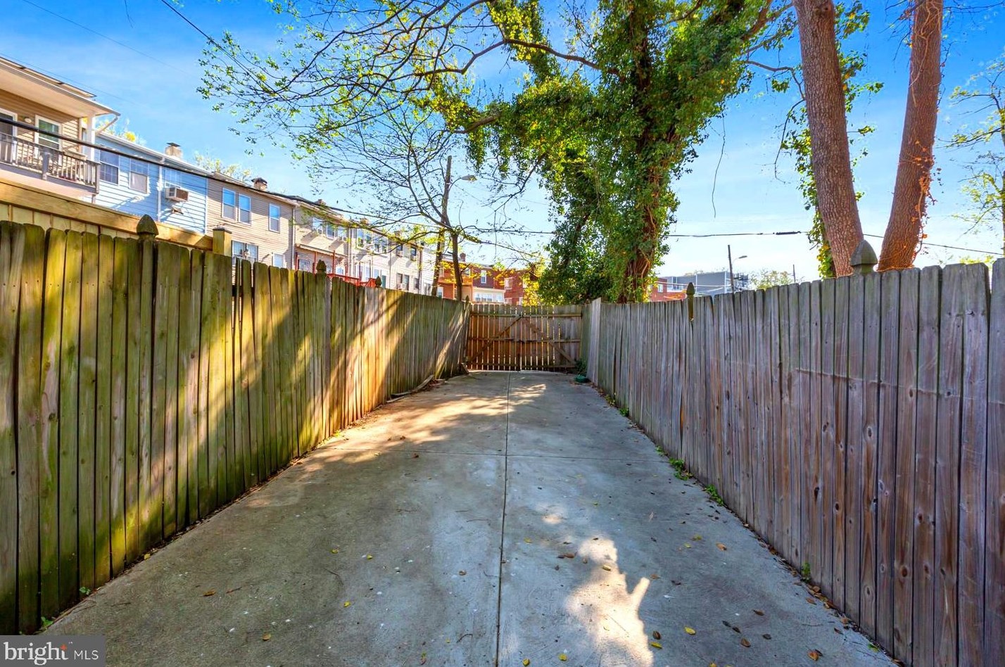 2015 Naylor Rd, Washington DC 20020-4515 exterior