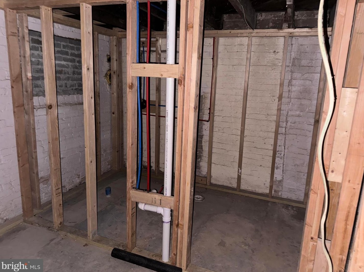 1467 Rdg Pl, Washington DC 20020-5640 exterior