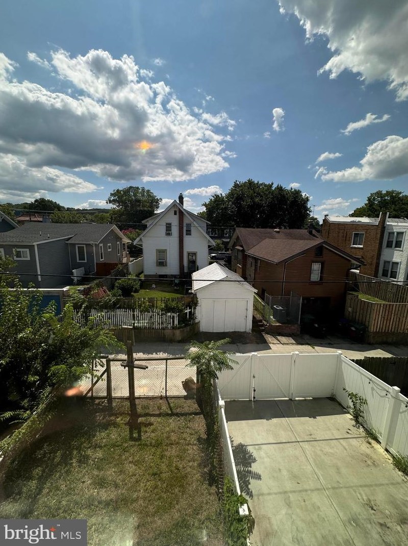 1467 Rdg Pl, Washington DC 20020-5640 exterior