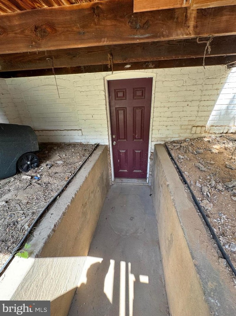 1467 Rdg Pl, Washington DC 20020-5640 exterior