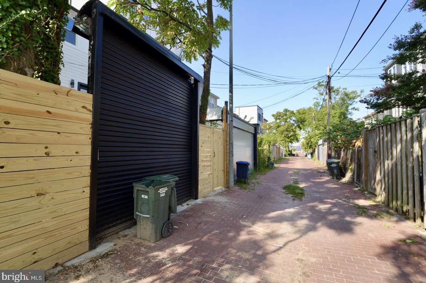 713 Princeton Pl, Washington DC 20010-1605 exterior