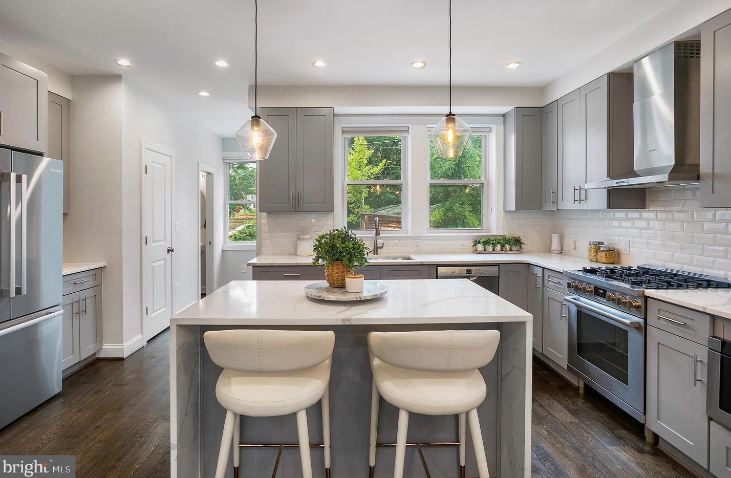 4023 New Hampshire Ave, Washington DC 20011-7921 exterior