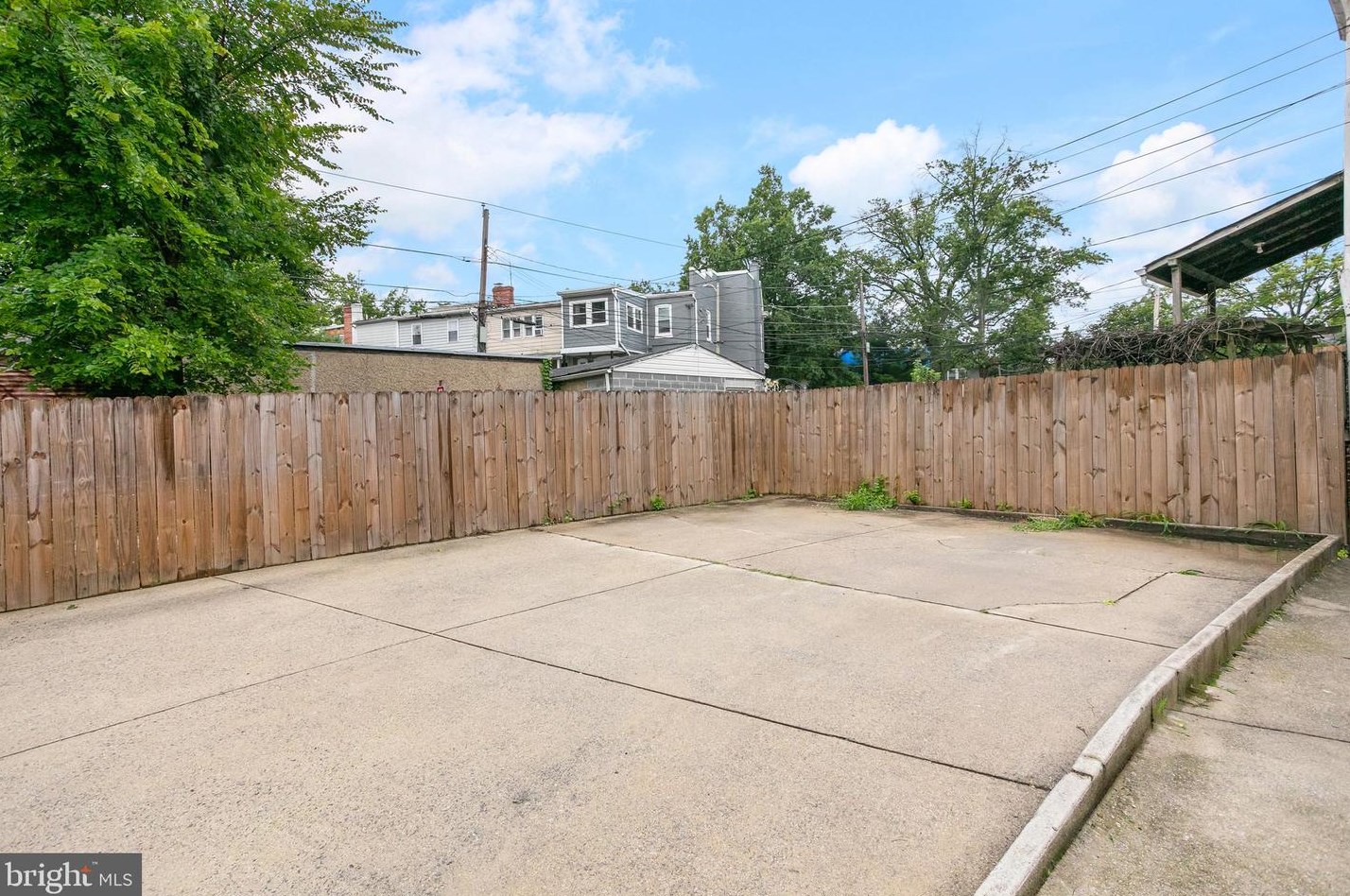 4023 New Hampshire Ave, Washington DC 20011-7921 exterior