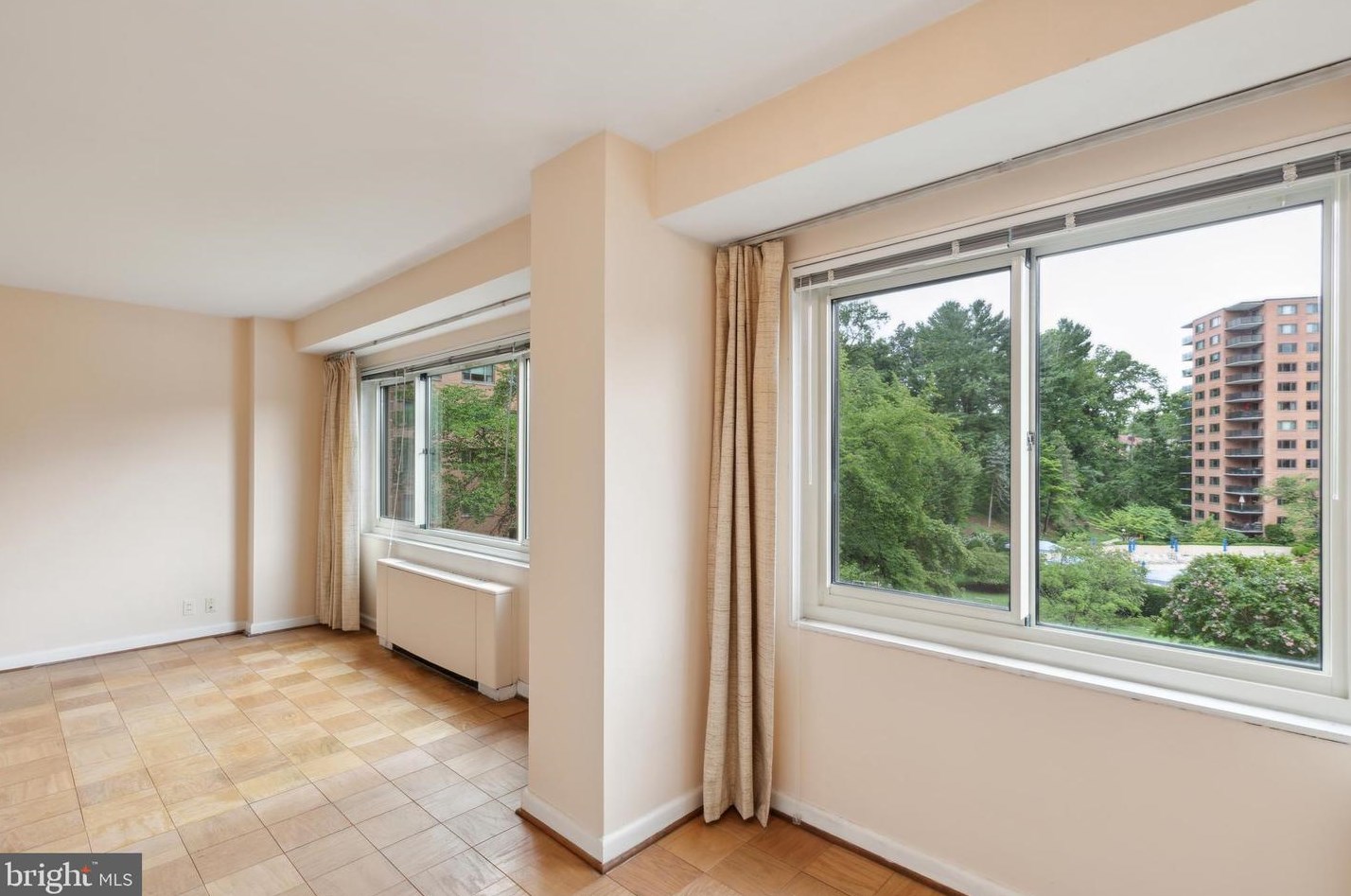 4201 Cathedral Ave Nw Apt 518w, Washington, DC
