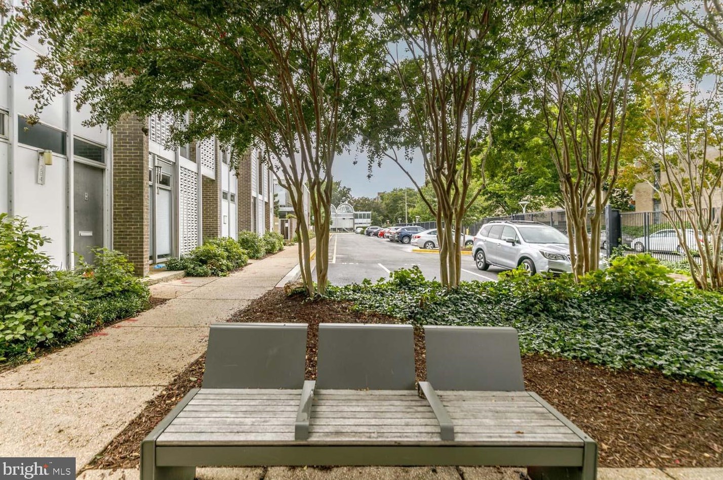 298 N St, Washington DC  20001-4610 exterior