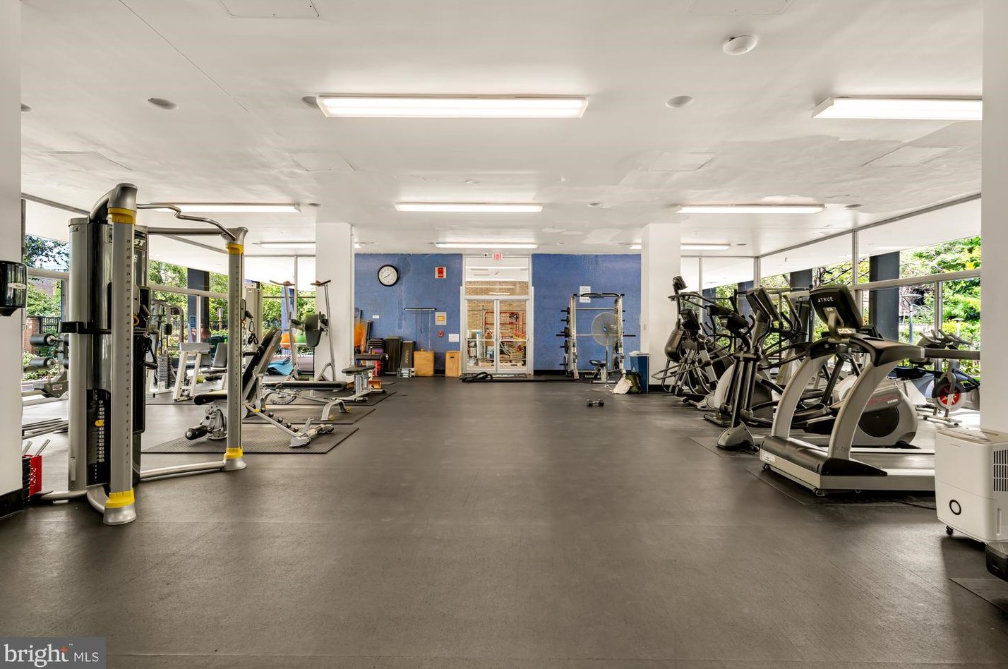 298 N St, Washington DC  20001-4610 exterior