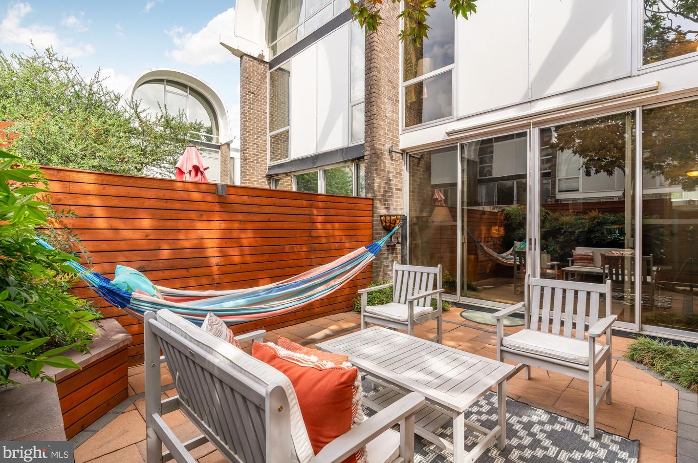 298 N St, Washington DC  20001-4610 exterior