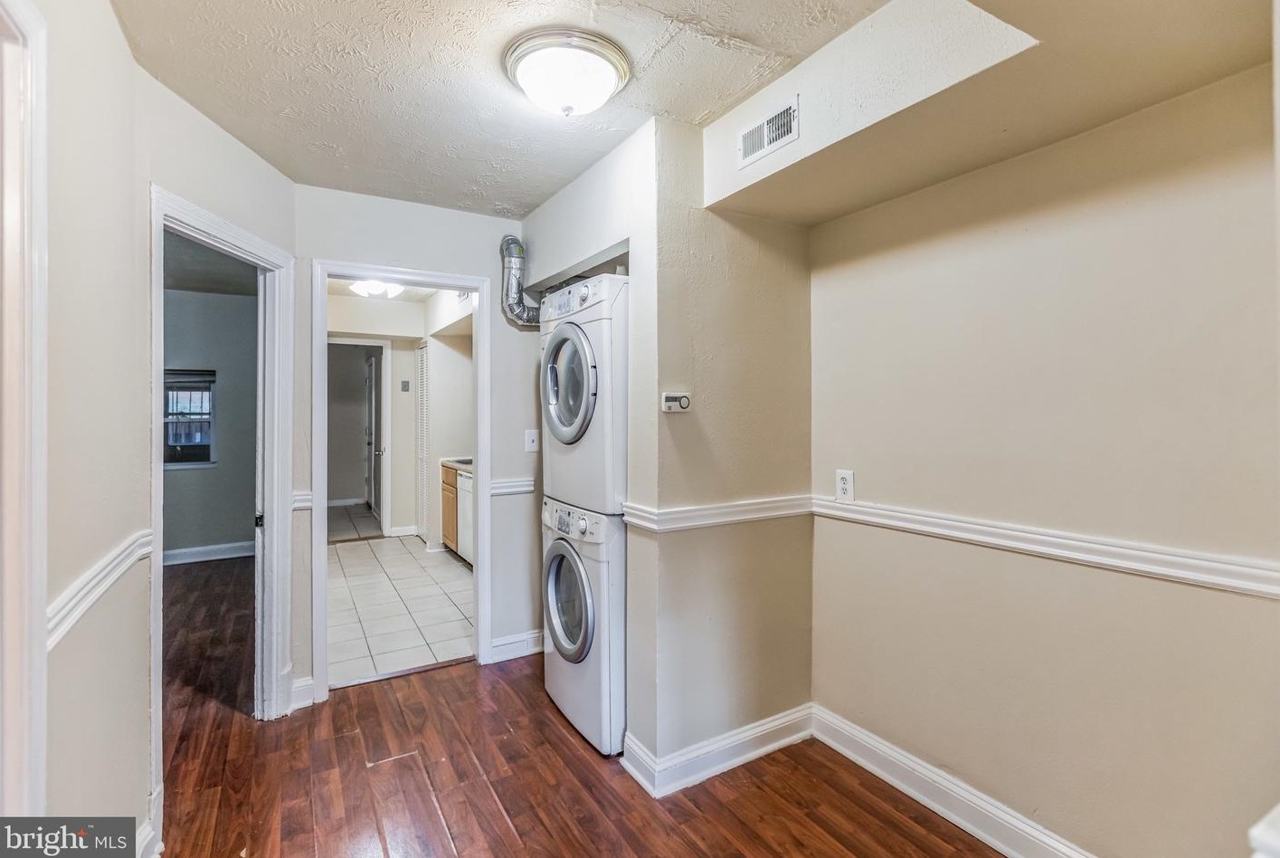 1255 Meigs Pl, Washington DC 20002-2411 exterior