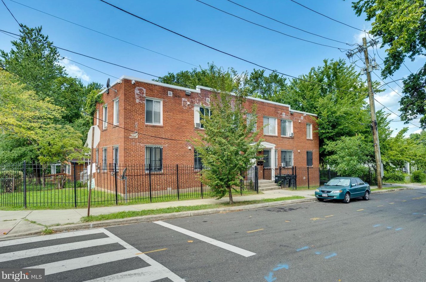 1200 49th Pl Ne, Washington, DC 20019