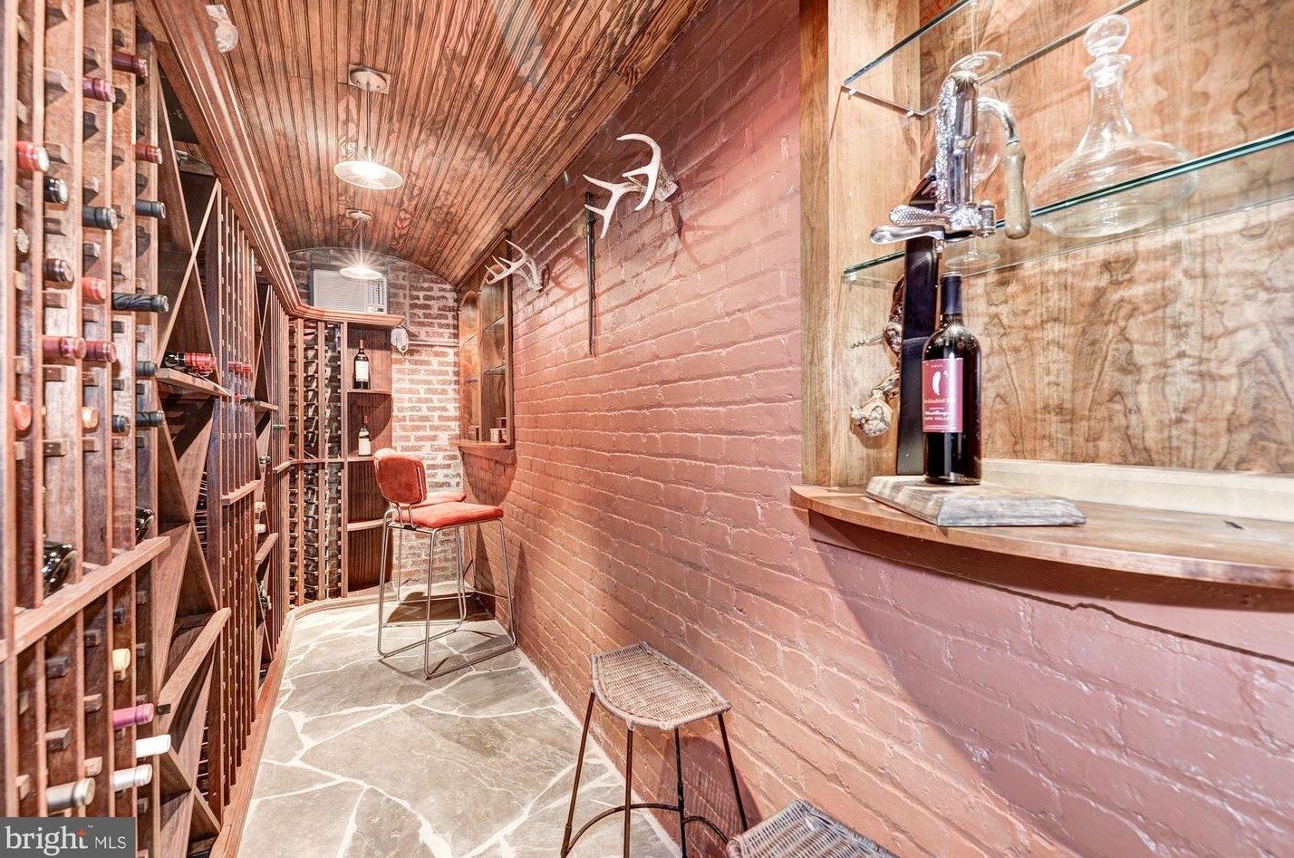 2204 Wyoming Ave, Washington DC  20008-3908 exterior